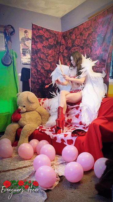 Behind the Scenes Lilah May 2 <br />(18 Videos available)