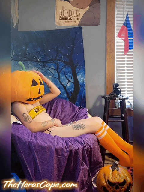 Behind the Scenes Mystic Kittxn <br />(6 Videos available)