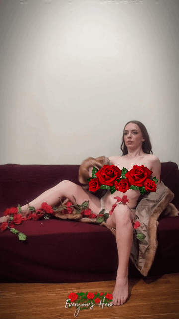 Behind the Scenes Elle Voss 1 <br />(8 Videos available)