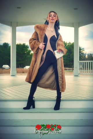 Fox Fur <br />(82 Photos available)