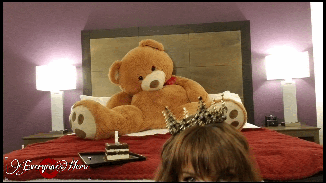 Behind the Scenes Kae 2 <br />(4 Videos available)