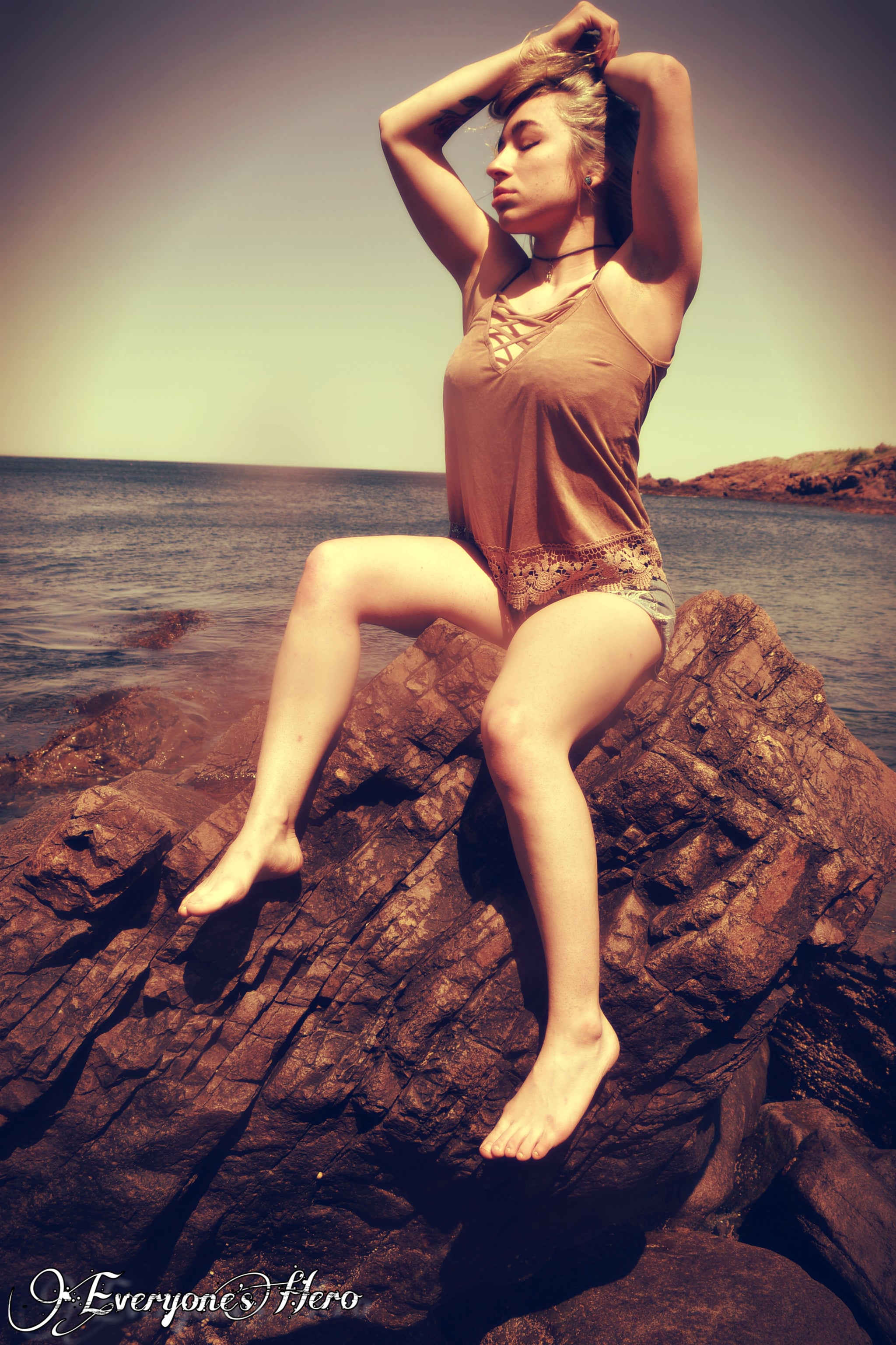 On The Rocks<br />(3 Sets Available)