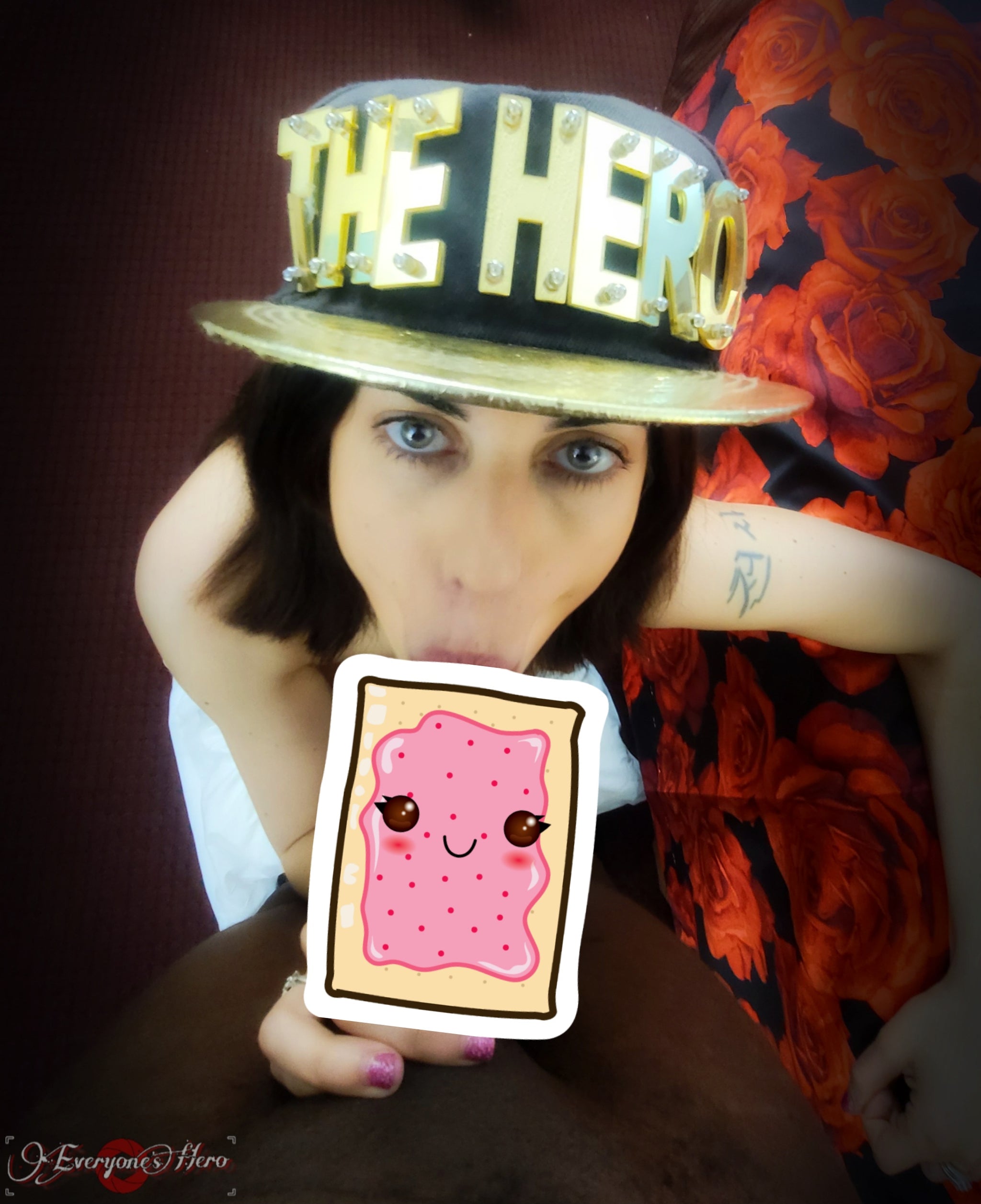 Anna's Selfie Game <br />(92 Photos available)